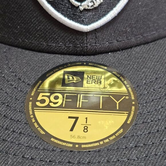 Las Vegas Raiders New Era Cloud Icons Fitted Hat 59FIFTY 7 1/8 Black Silver NFL main image 4
